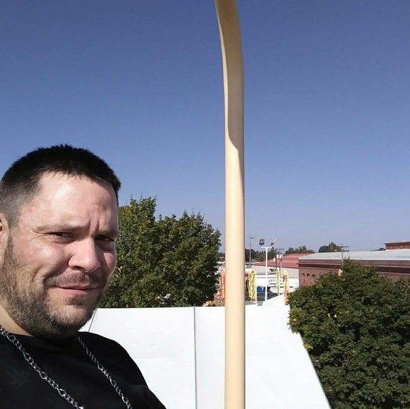 Meet your Posher, Brad - Picture 6 of 8